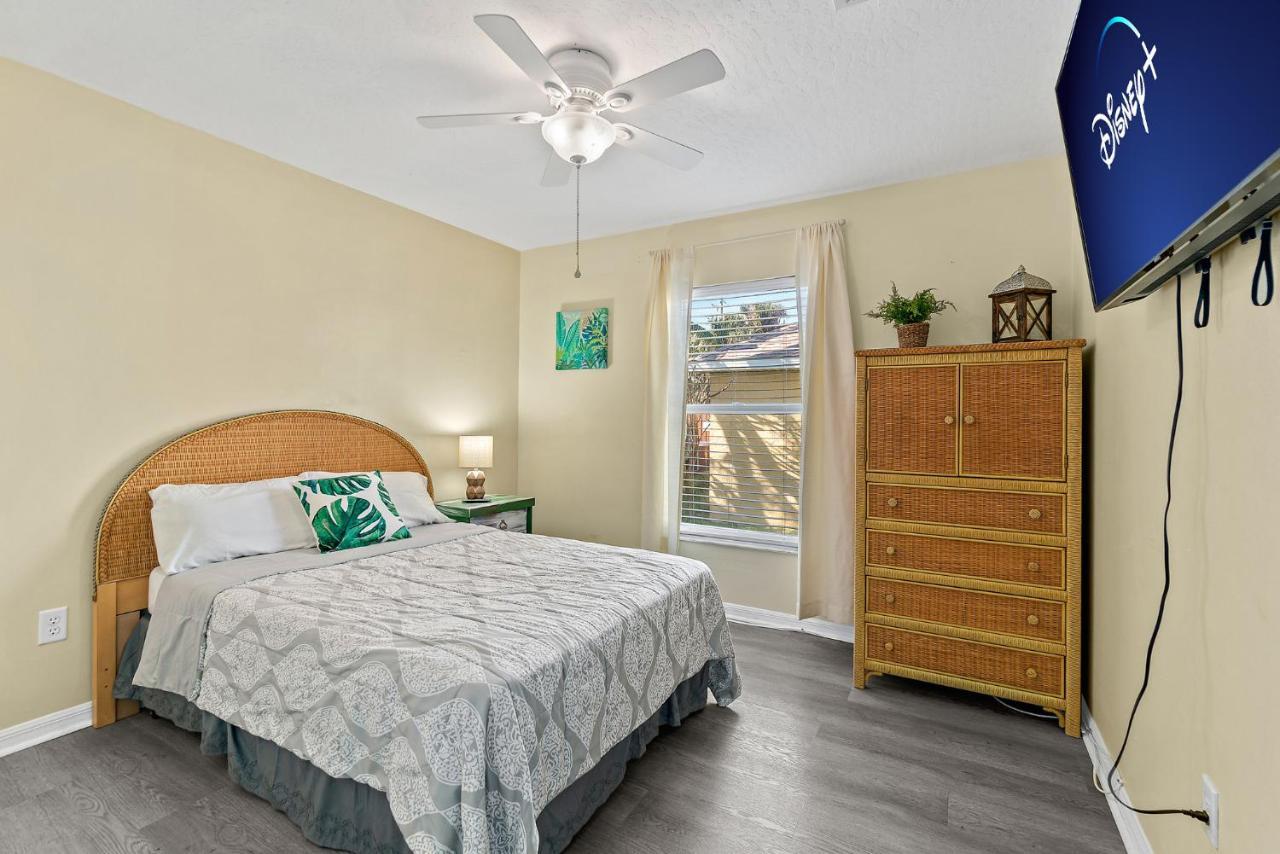 Surfside Paradise Retreat - 3Br And 2Ba Duplex, Grill, Dog Friendly - Close To The Beach! Мельбурн Экстерьер фото