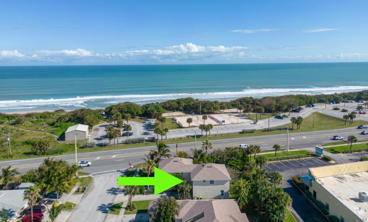 Surfside Paradise Retreat - 3Br And 2Ba Duplex, Grill, Dog Friendly - Close To The Beach! Мельбурн Экстерьер фото